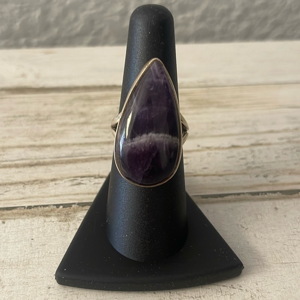 Chevron Amethyst Silver Statement Ring. - image 1